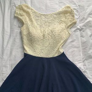 Lace sweetheart neckline formal dress